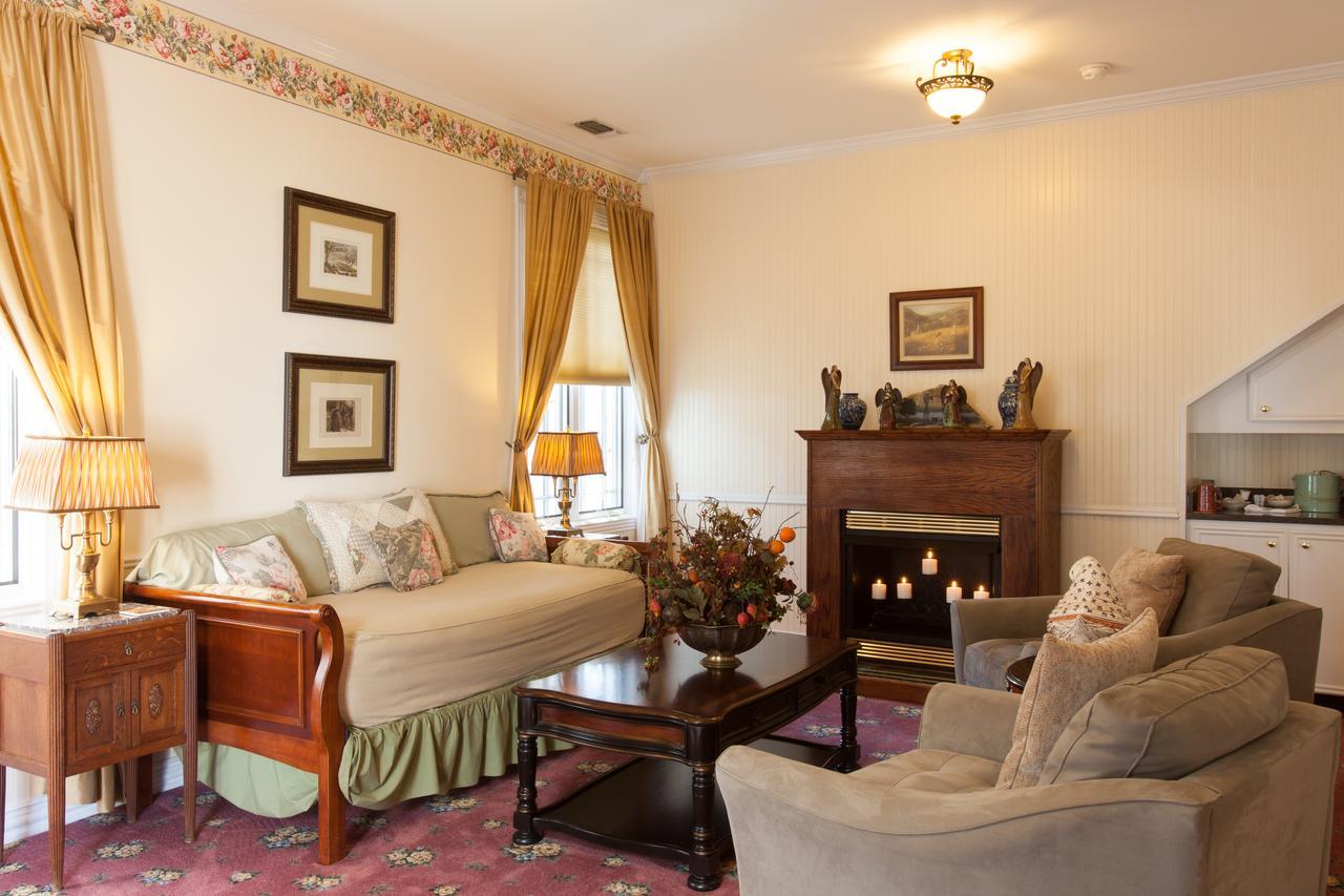 Rose Hill Retreat Aaa Four Diamond Inn Stonewall Ngoại thất bức ảnh